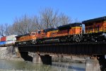 BNSF 8990 Roster shot